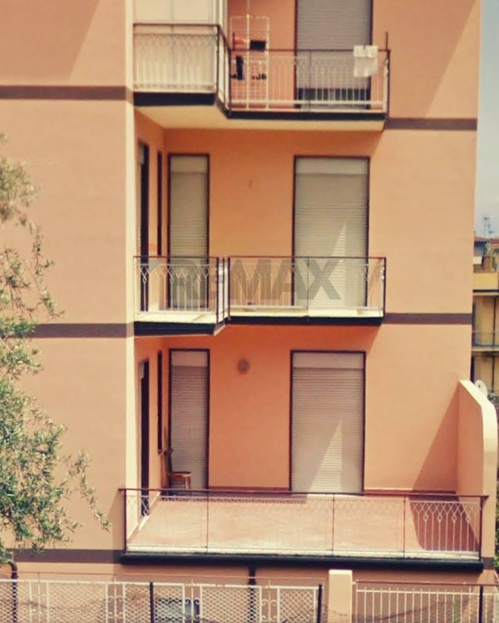 appartamento in vendita a Patti in zona Camera