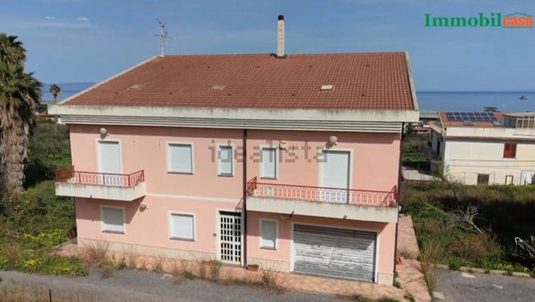 casa indipendente in vendita a Patti