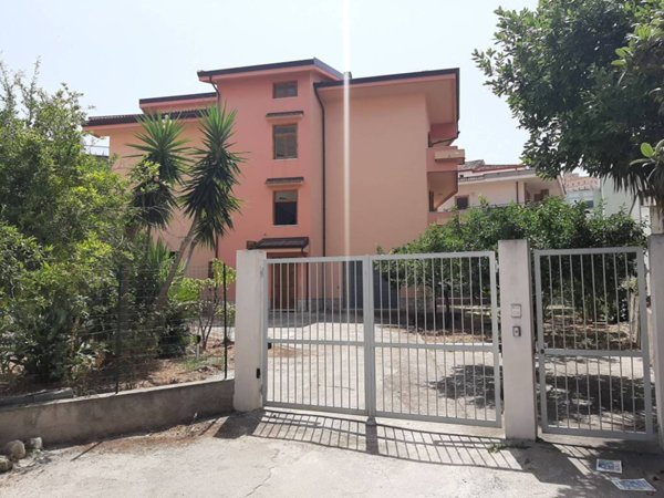 casa indipendente in vendita a Patti