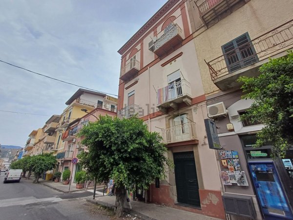 appartamento in vendita a Patti in zona Camera