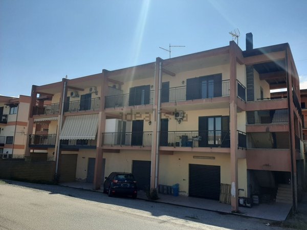 appartamento in vendita a Patti in zona Case Nuove Russo