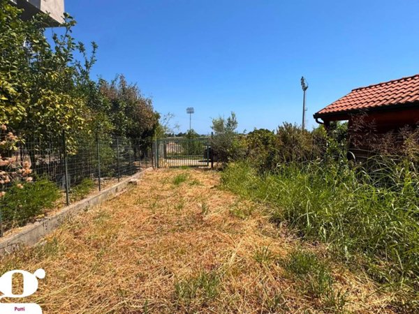 appartamento in vendita a Patti in zona Case Nuove Russo