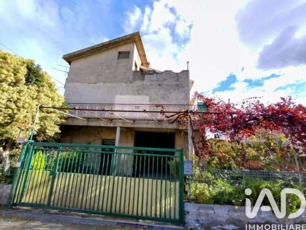 casa indipendente in vendita a Patti in zona Provenzani