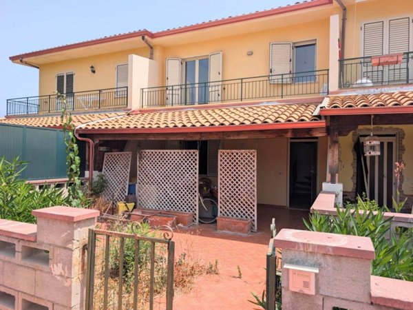 casa indipendente in vendita a Patti in zona Mongiove