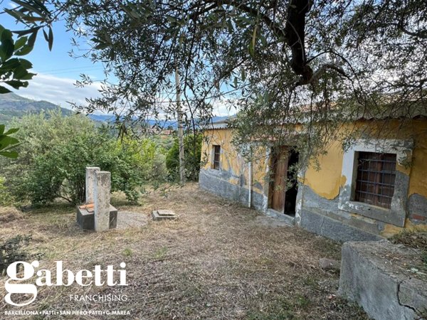 casa indipendente in vendita a Patti