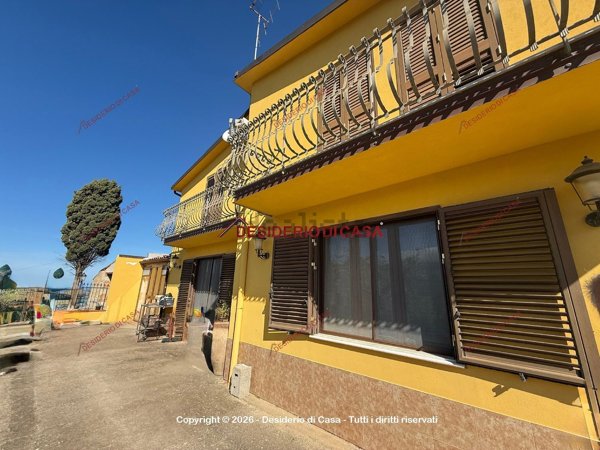 casa indipendente in vendita a Pettineo