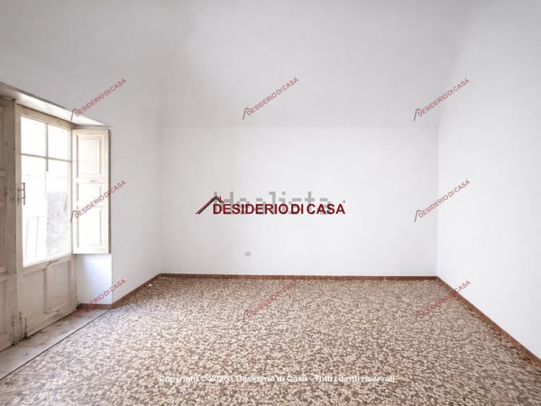 casa indipendente in vendita a Pettineo