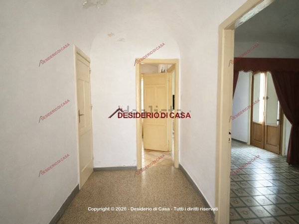 casa indipendente in vendita a Pettineo