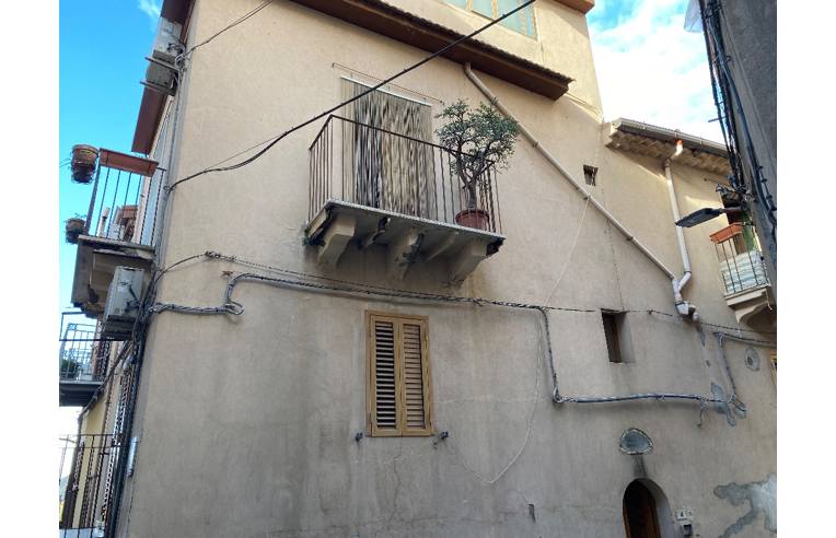 casa indipendente in vendita a Pettineo