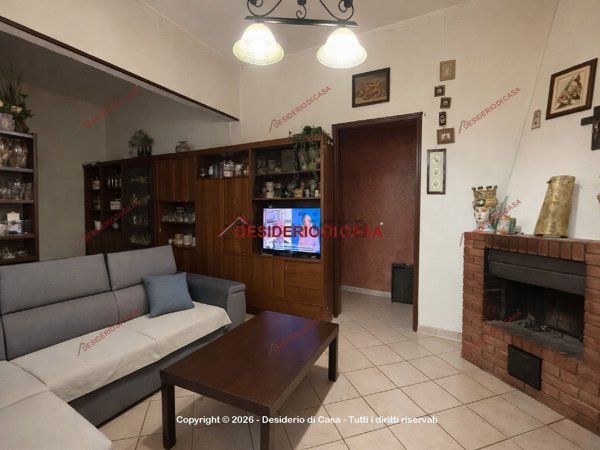 casa indipendente in vendita a Pettineo