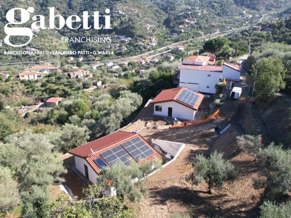 casa indipendente in vendita a Piraino in zona Calanovella