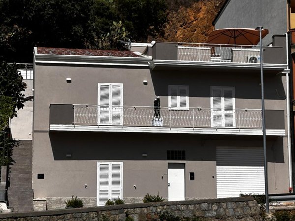 casa indipendente in vendita a Piraino in zona Gliaca