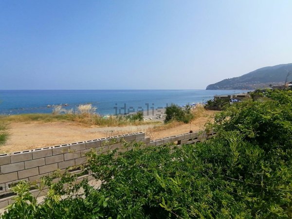 appartamento in vendita a Piraino