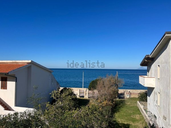 appartamento in vendita a Piraino in zona Calanovella