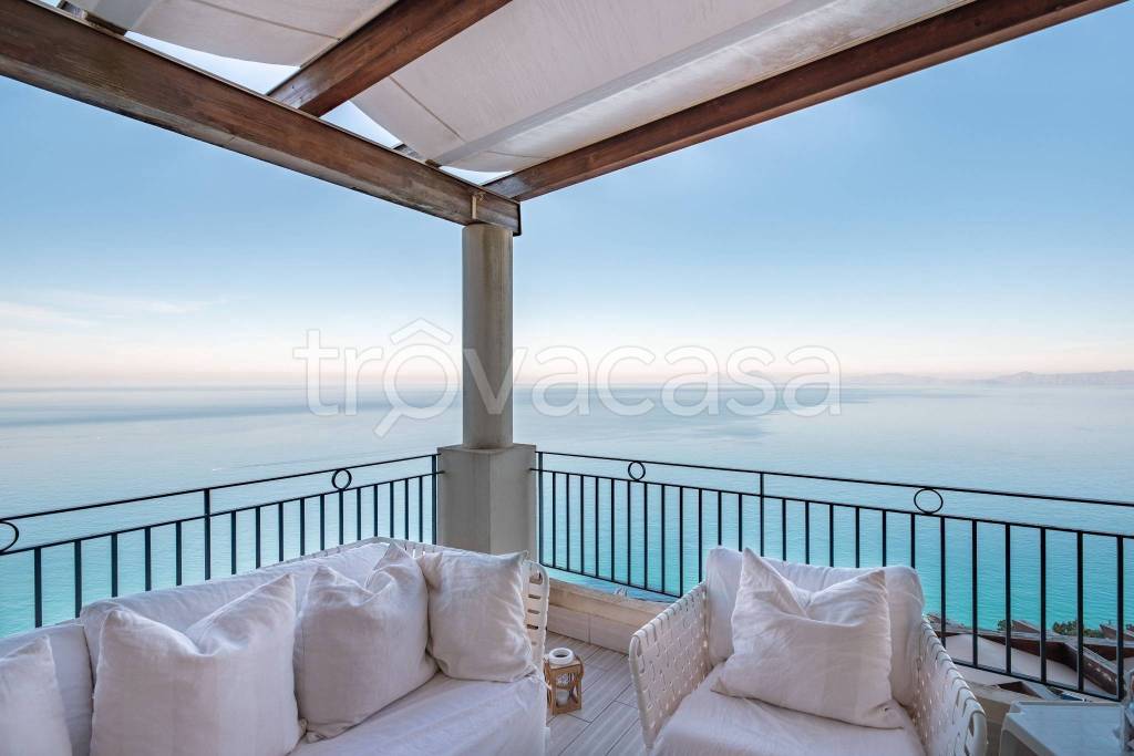 appartamento in vendita a Piraino in zona Gliaca