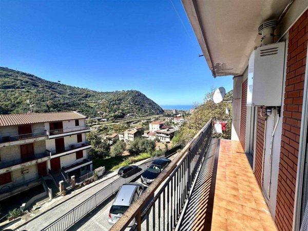appartamento in vendita a Piraino in zona Fiumara