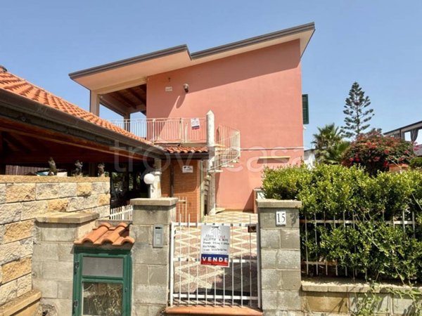 casa indipendente in vendita a Piraino in zona Calanovella