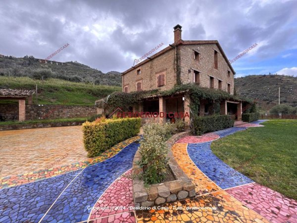 casa indipendente in vendita a Reitano