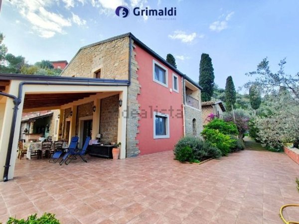 casale in vendita a Reitano