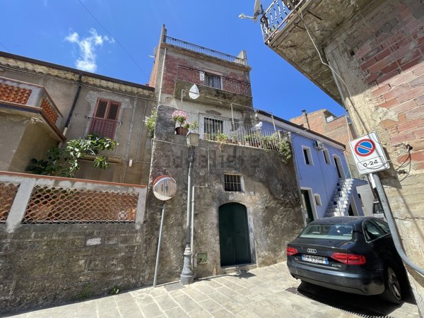 appartamento in vendita a Reitano