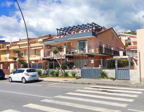 appartamento in vendita a Roccalumera