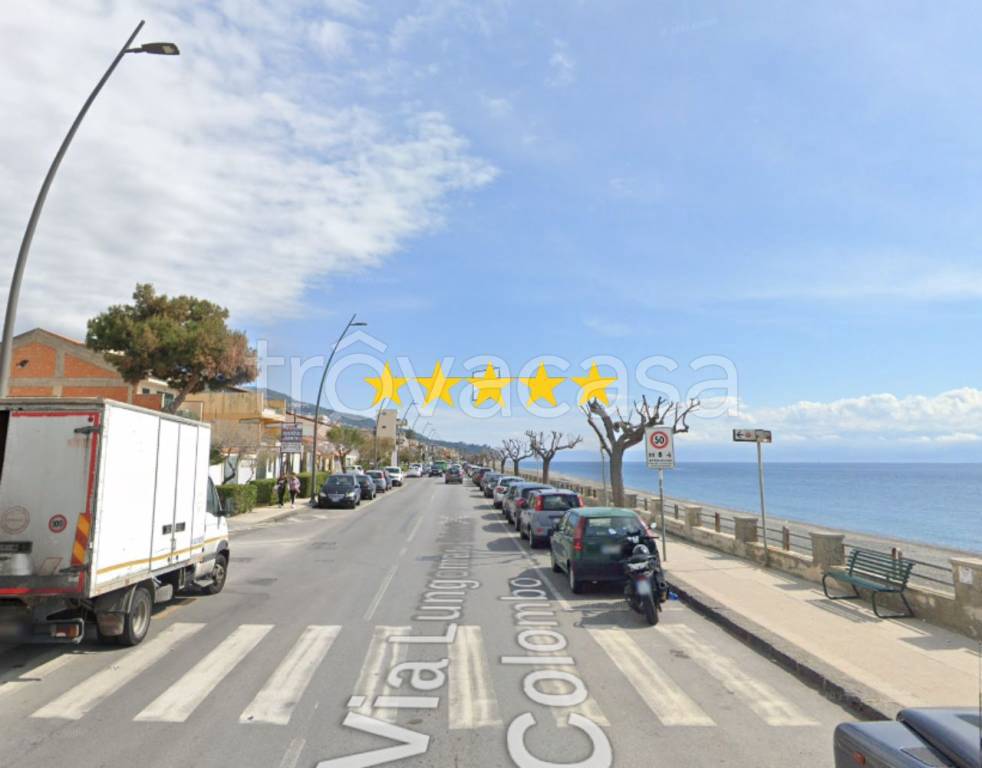 appartamento in vendita a Roccalumera