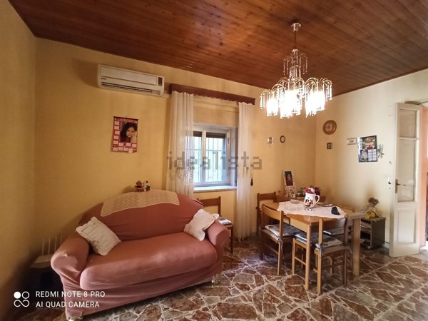 casa indipendente in vendita a Roccalumera in zona Sciglio