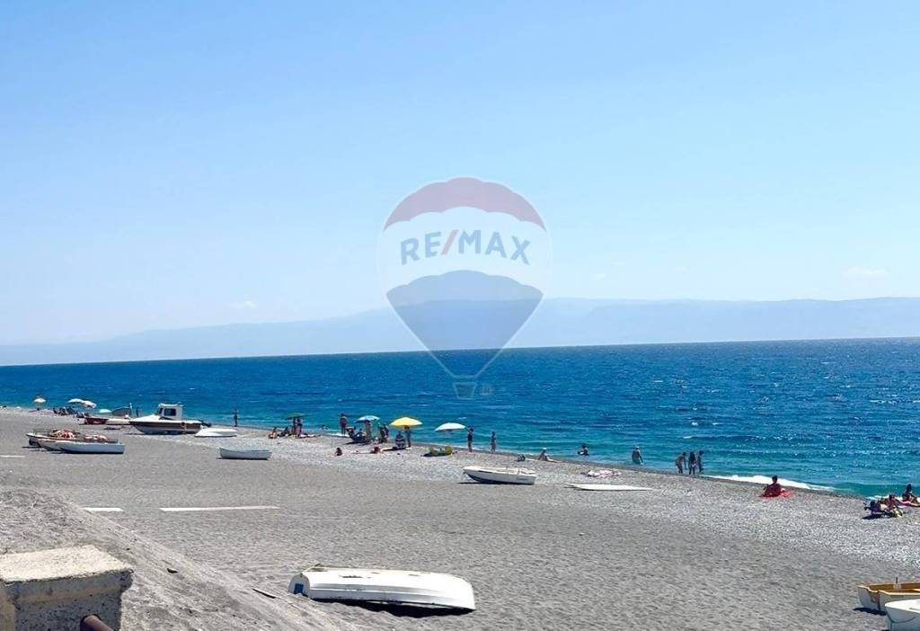 appartamento in vendita a Roccalumera