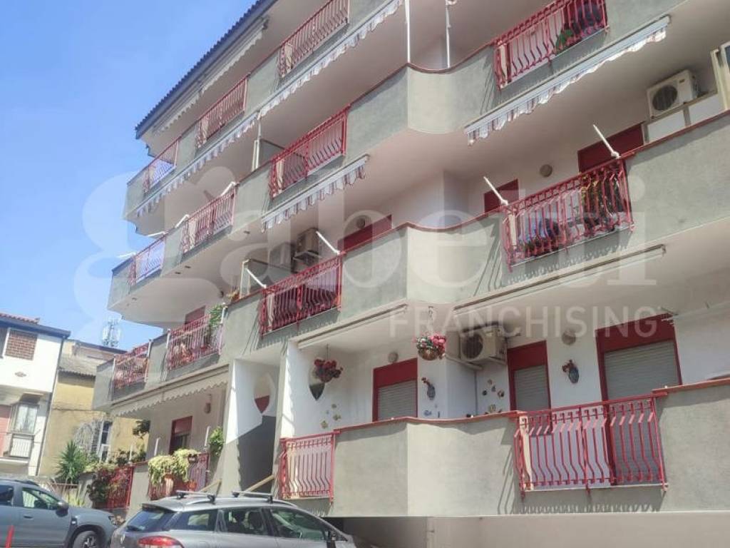 appartamento in vendita a Roccalumera