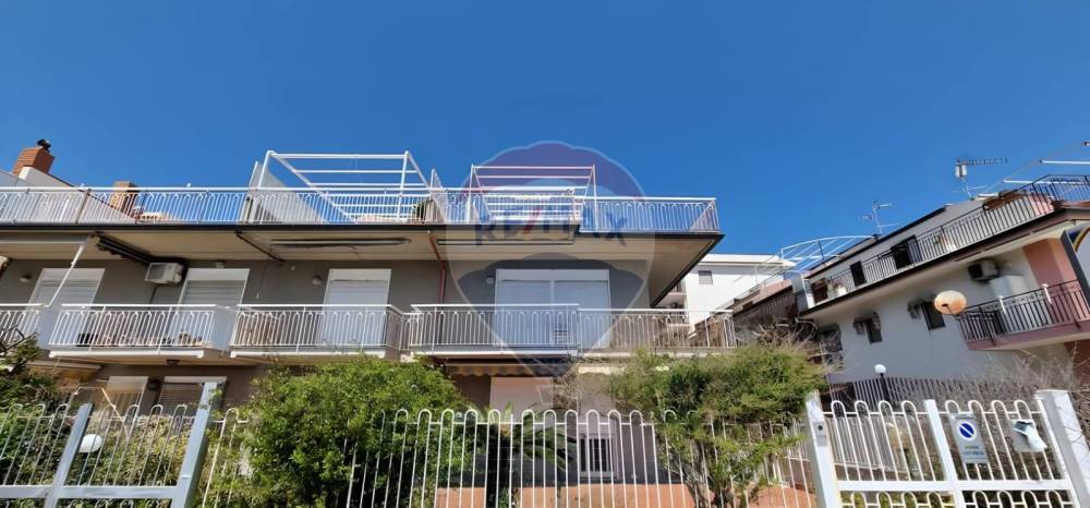 appartamento in vendita a Roccalumera