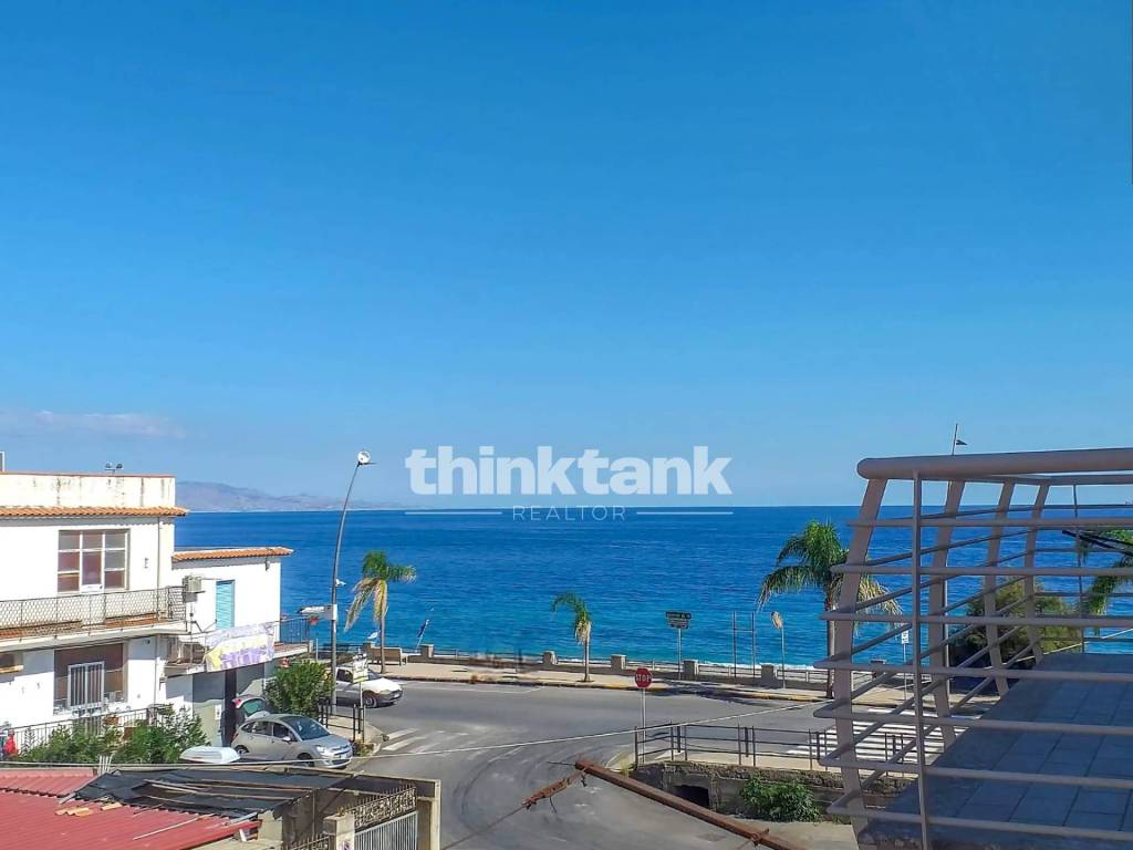 casa indipendente in vendita a Roccalumera