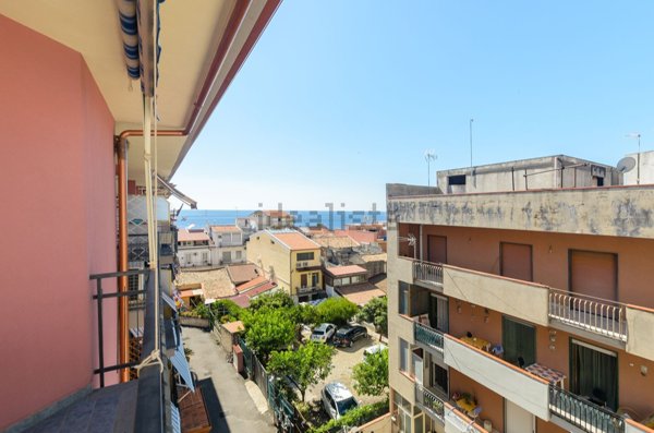 appartamento in vendita a Roccalumera