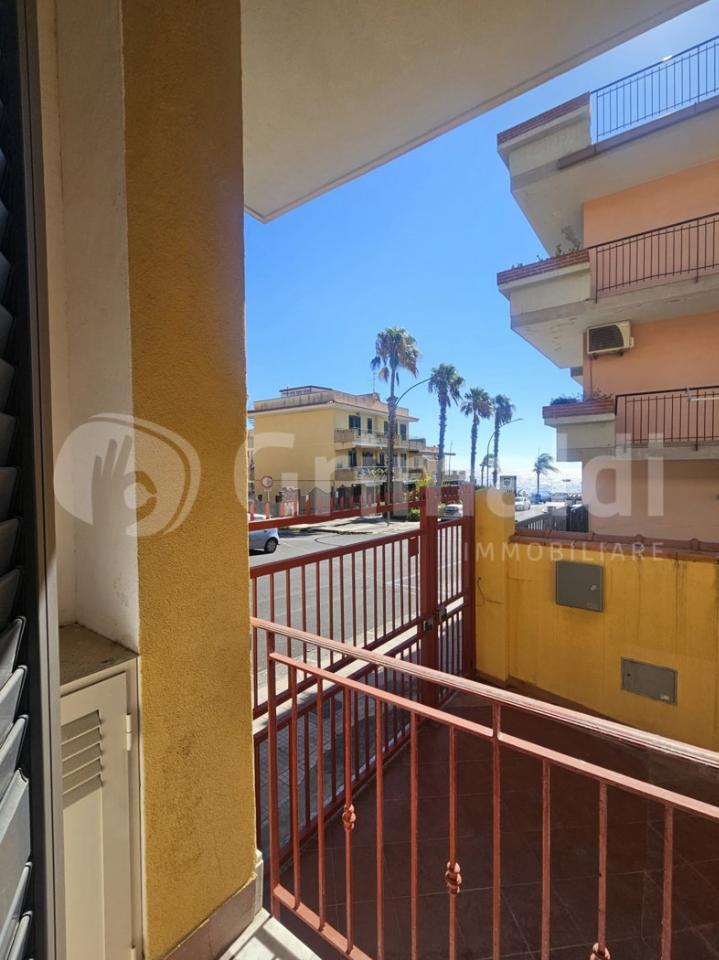 appartamento in vendita a Roccalumera