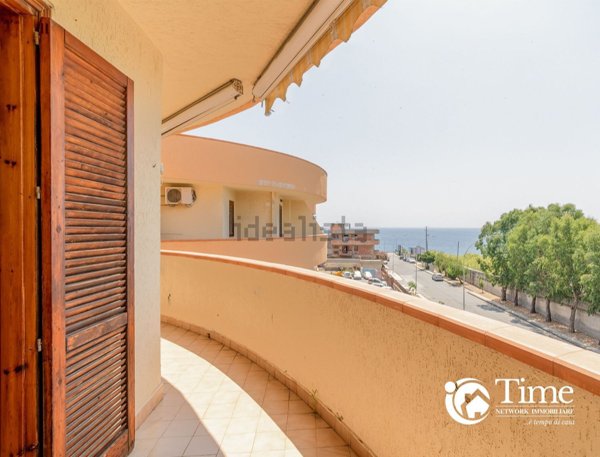 appartamento in vendita a Roccalumera