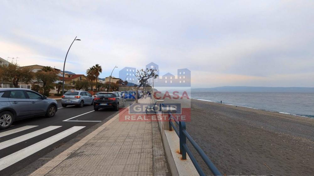 casa indipendente in vendita a Roccalumera