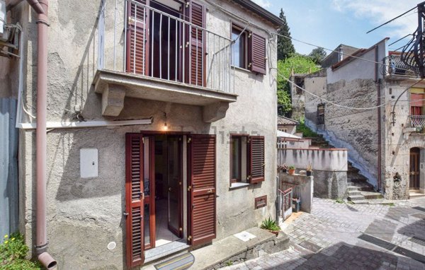 appartamento in vendita a Roccalumera in zona Allume