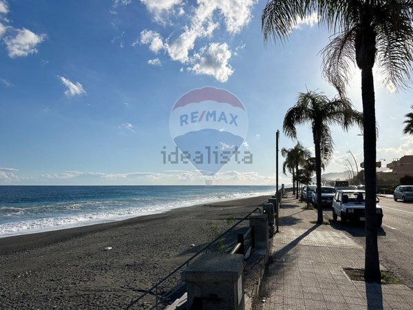 appartamento in vendita a Roccalumera