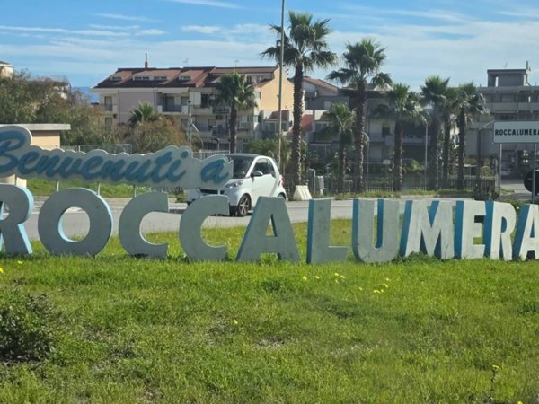 appartamento in vendita a Roccalumera