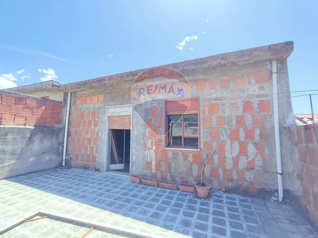 appartamento in vendita a Roccalumera