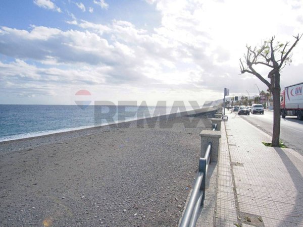appartamento in vendita a Roccalumera