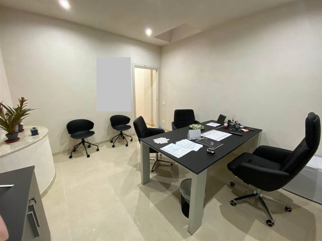 ufficio in vendita a Roccalumera