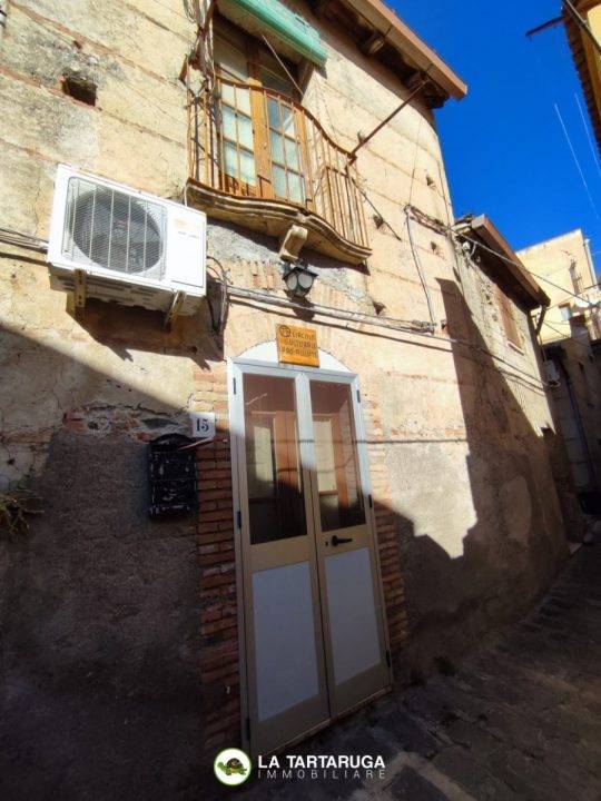 casa indipendente in vendita a Roccalumera in zona Allume