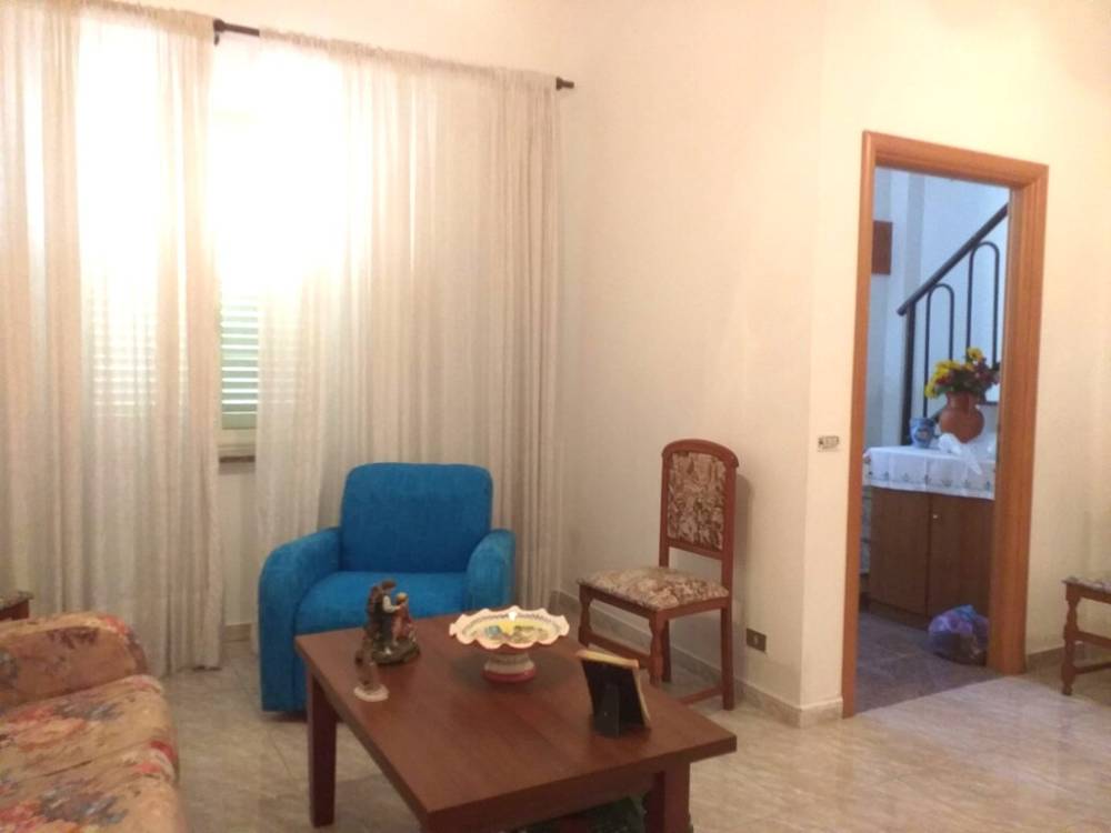 casa indipendente in vendita a Roccalumera