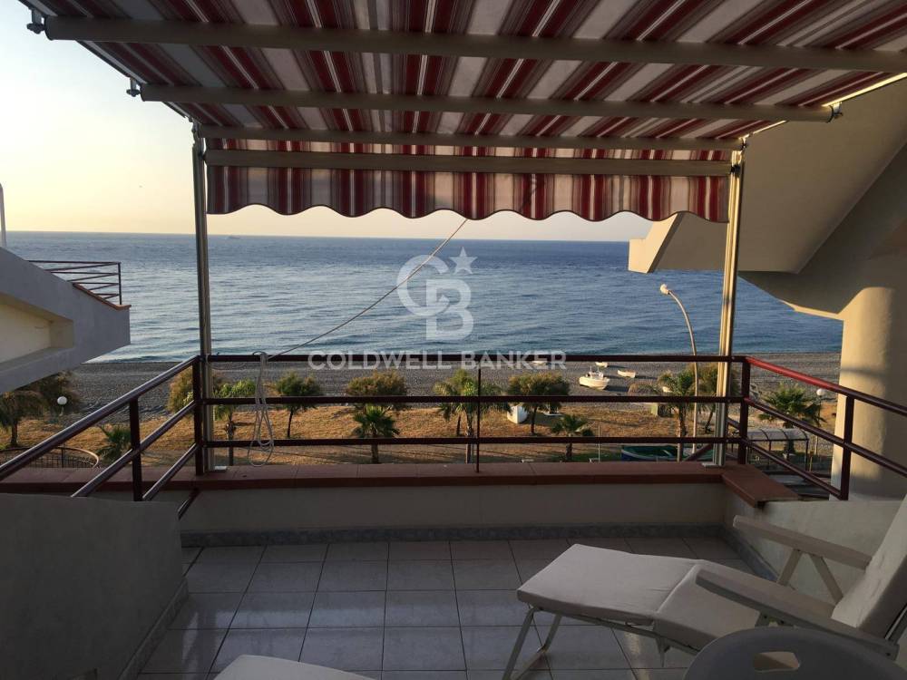 appartamento in vendita a Roccalumera