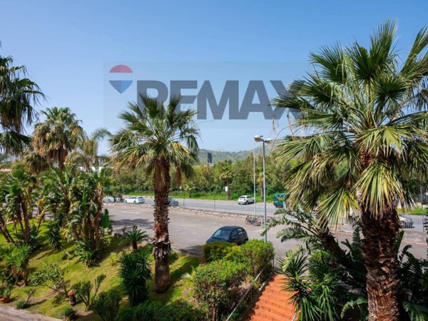 appartamento in vendita a Roccalumera