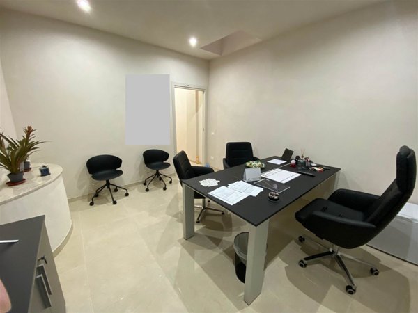 ufficio in vendita a Roccalumera