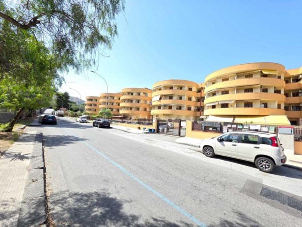 appartamento in vendita a Roccalumera