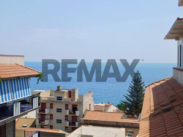 appartamento in vendita a Roccalumera