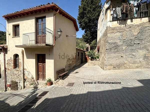 casa indipendente in vendita a Roccalumera in zona Allume