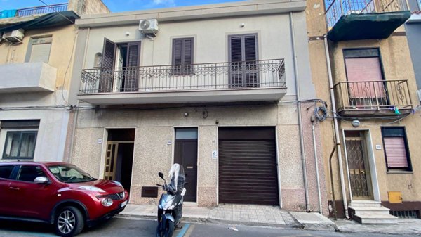 casa indipendente in vendita a Roccalumera
